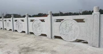 哈密芝麻白河道栏杆 石材栏杆