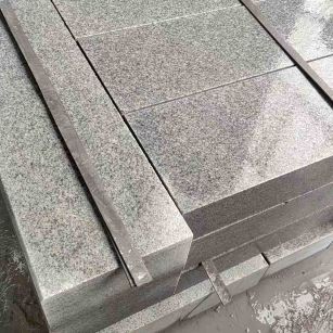哈密芝麻灰 芝麻白 路牙石 路侧石 马路牙子