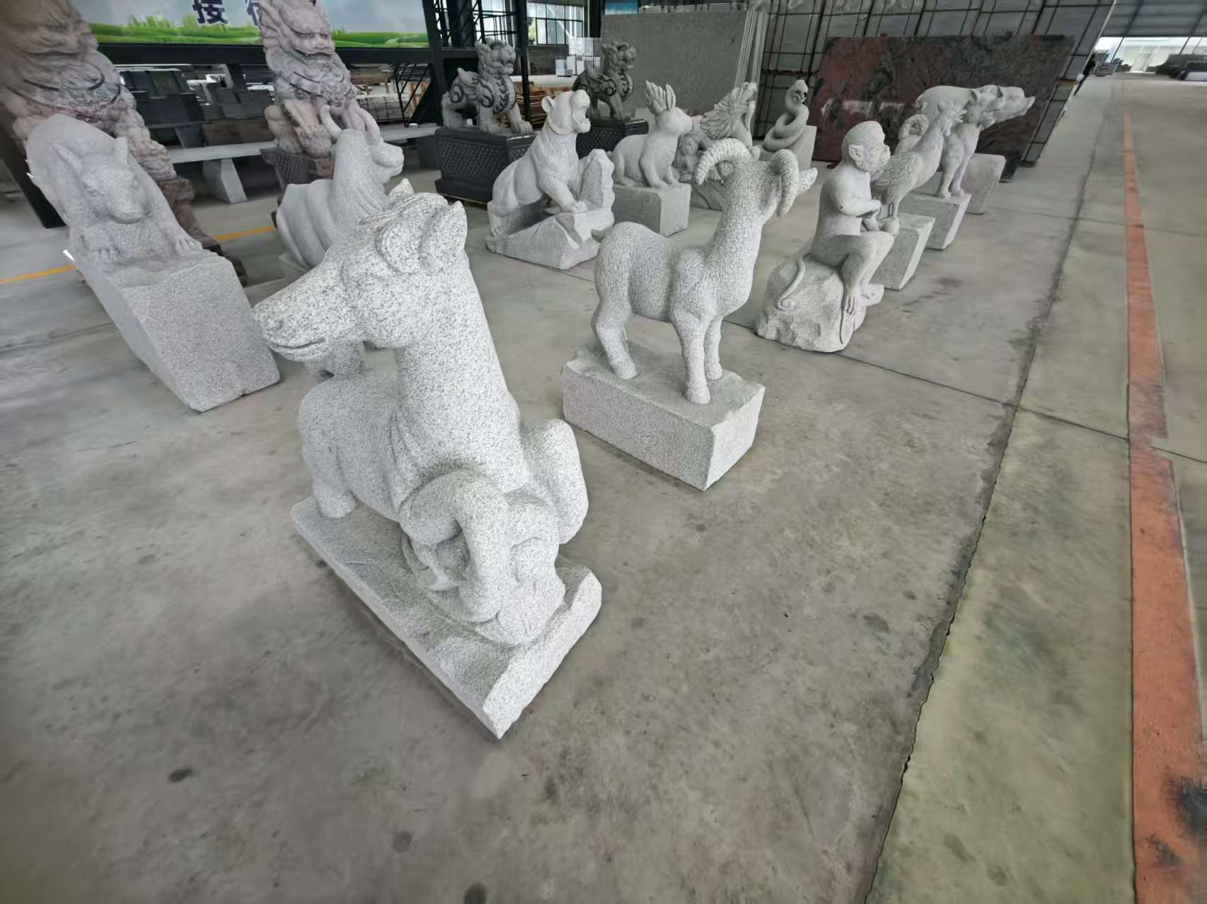 哈密芝麻白雕刻 十二生肖 异形雕刻
